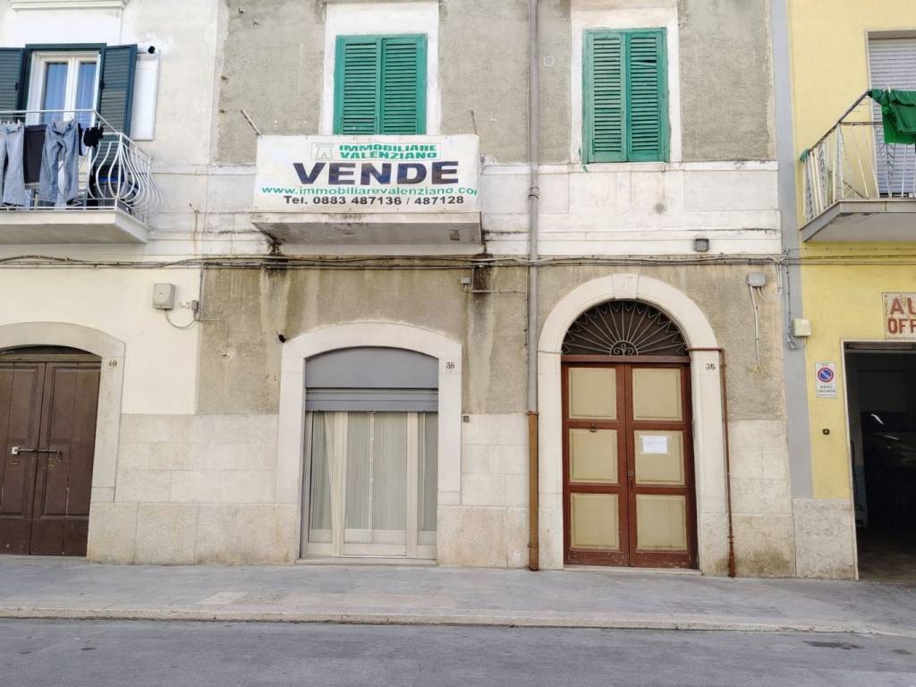 appartamento in vendita a Trani in zona Borgo Ottocentesco