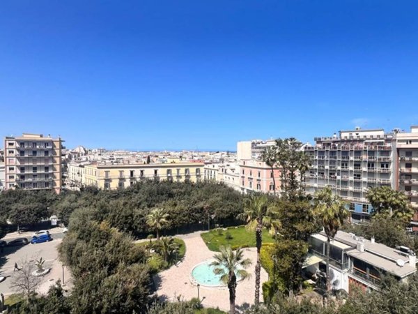 appartamento in vendita a Trani in zona Borgo Ottocentesco