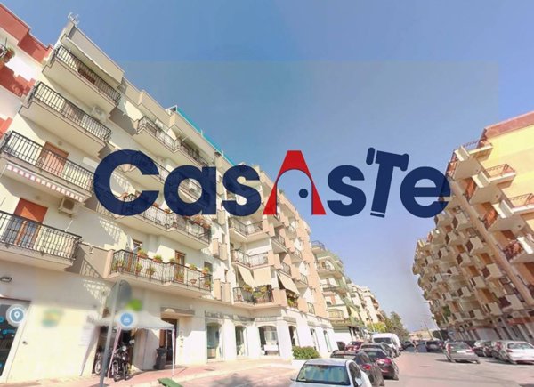 appartamento in vendita a Trani in zona Borgo Ottocentesco