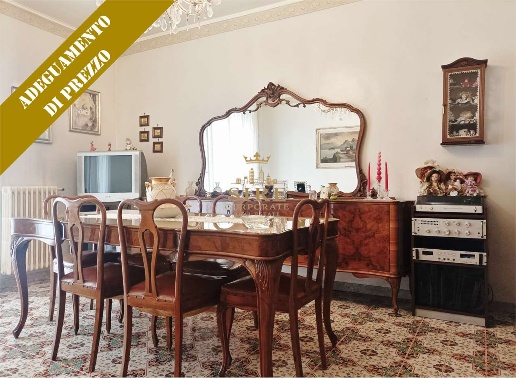 appartamento in vendita a Trani in zona Borgo Ottocentesco