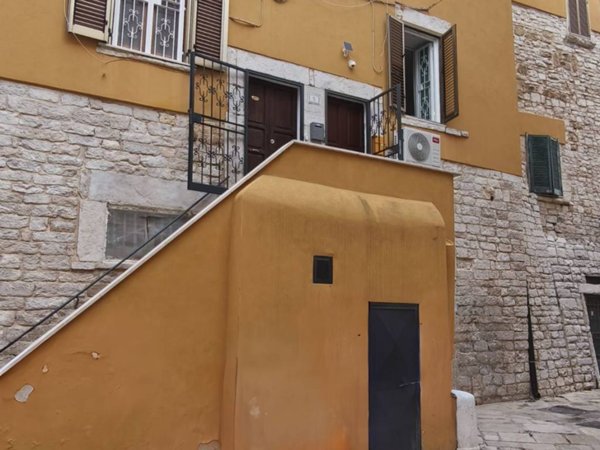 appartamento in vendita a Trani in zona Borgo Medievale