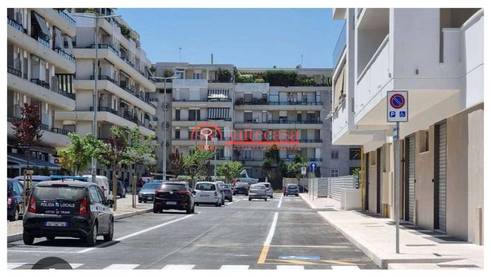 negozio in vendita a Trani