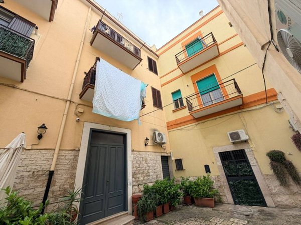 appartamento in vendita a Trani in zona Borgo Medievale