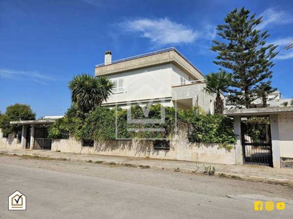 casa indipendente in vendita a Trani