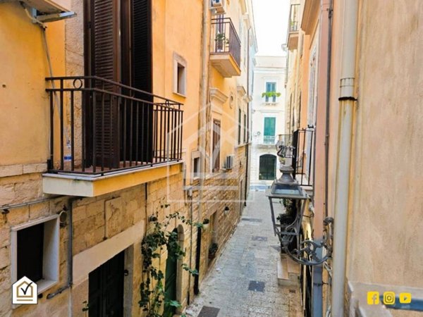 appartamento in vendita a Trani in zona Borgo Medievale