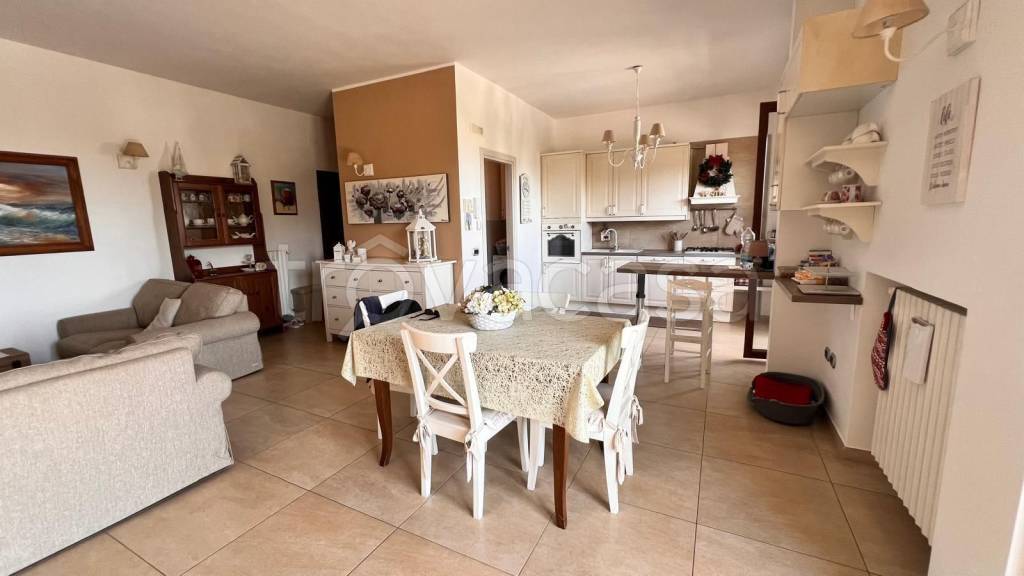 appartamento in vendita a Trani in zona Borgo Ottocentesco