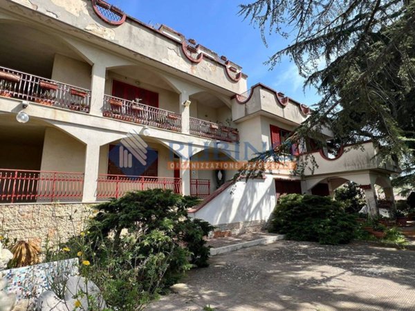 appartamento in vendita a Trani in zona Capirro