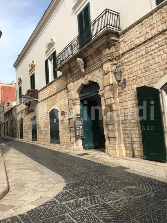 appartamento in vendita a Trani in zona Borgo Medievale