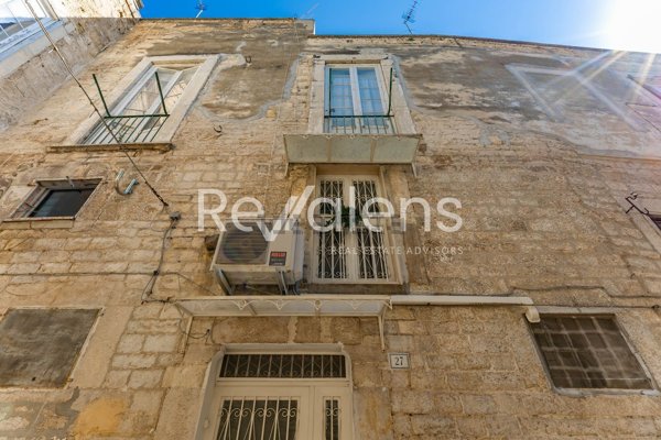 appartamento in vendita a Trani in zona Borgo Medievale