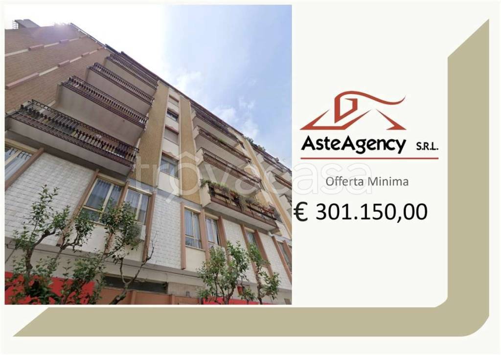 appartamento in vendita a Trani in zona Borgo Ottocentesco