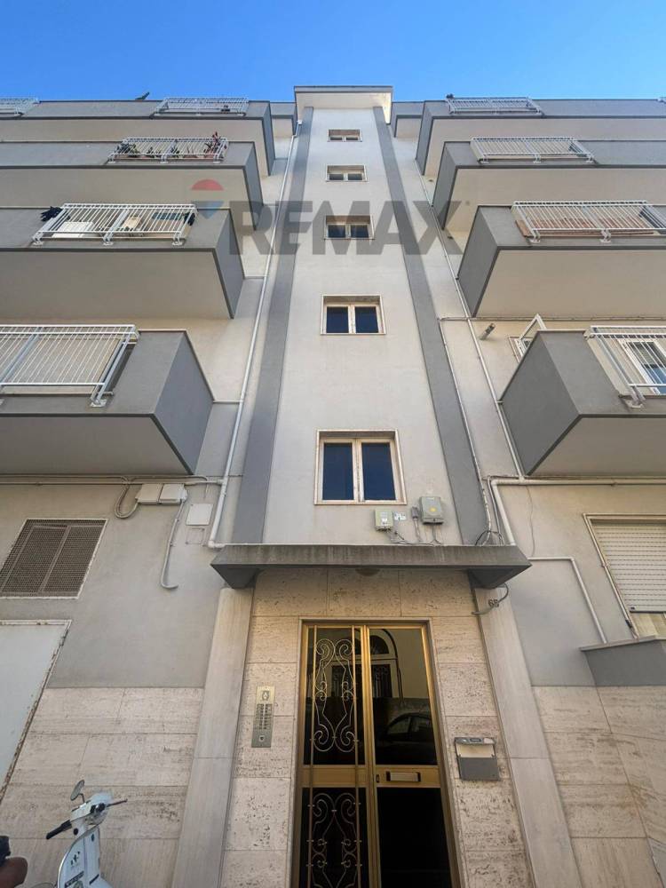 appartamento in vendita a Trani in zona Borgo Ottocentesco