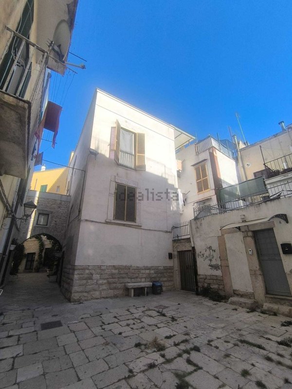 appartamento in vendita a Trani in zona Borgo Ottocentesco