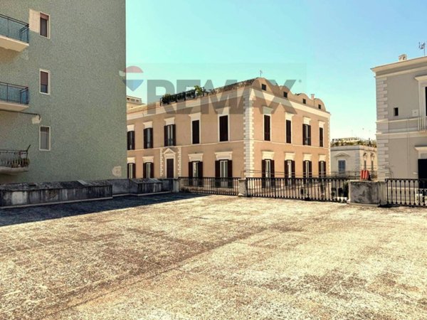 appartamento in vendita a Trani in zona Borgo Medievale