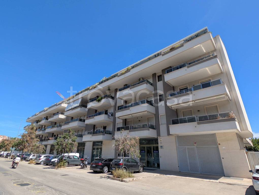 appartamento in vendita a Trani in zona Borgo Ottocentesco