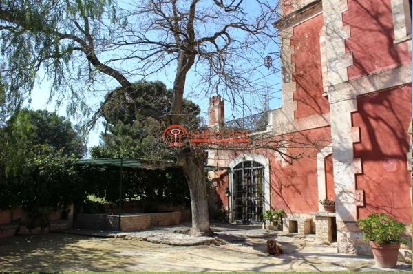 casa indipendente in vendita a Trani in zona Villa Dragonetti