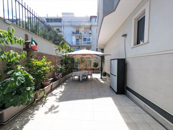 appartamento in vendita a Trani in zona Borgo Ottocentesco
