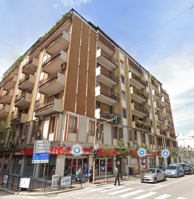 appartamento in vendita a Trani in zona Borgo Ottocentesco