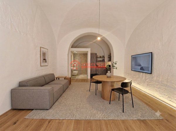 appartamento in vendita a Trani in zona Borgo Ottocentesco