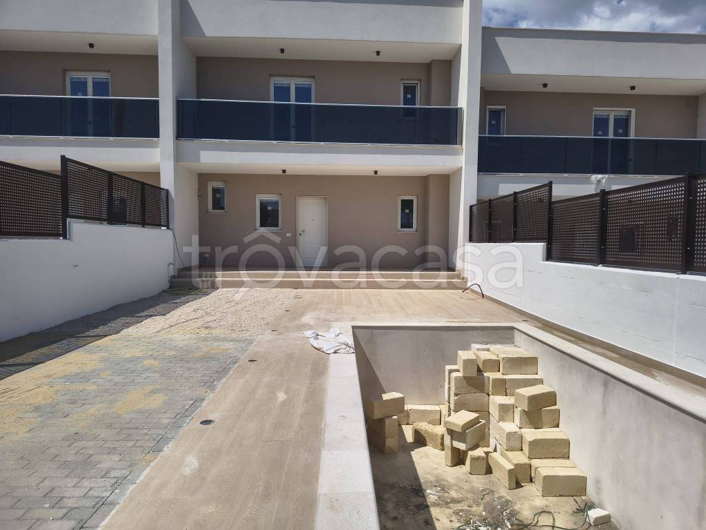 casa indipendente in vendita a Trani in zona Villa Dragonetti