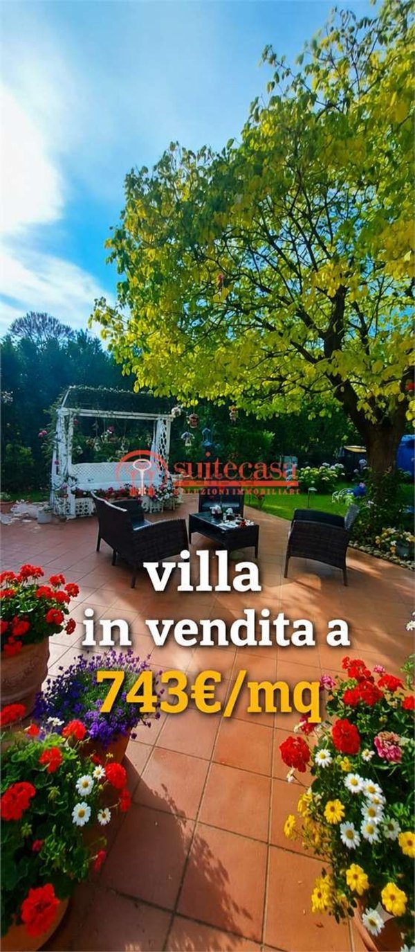 casa indipendente in vendita a Trani in zona Capirro