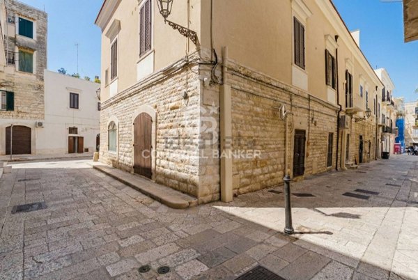 appartamento in vendita a Trani in zona Borgo Medievale