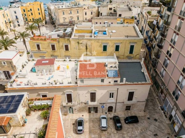 appartamento in vendita a Trani in zona Borgo Medievale
