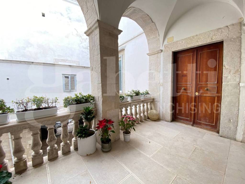 appartamento in vendita a Trani in zona Borgo Medievale