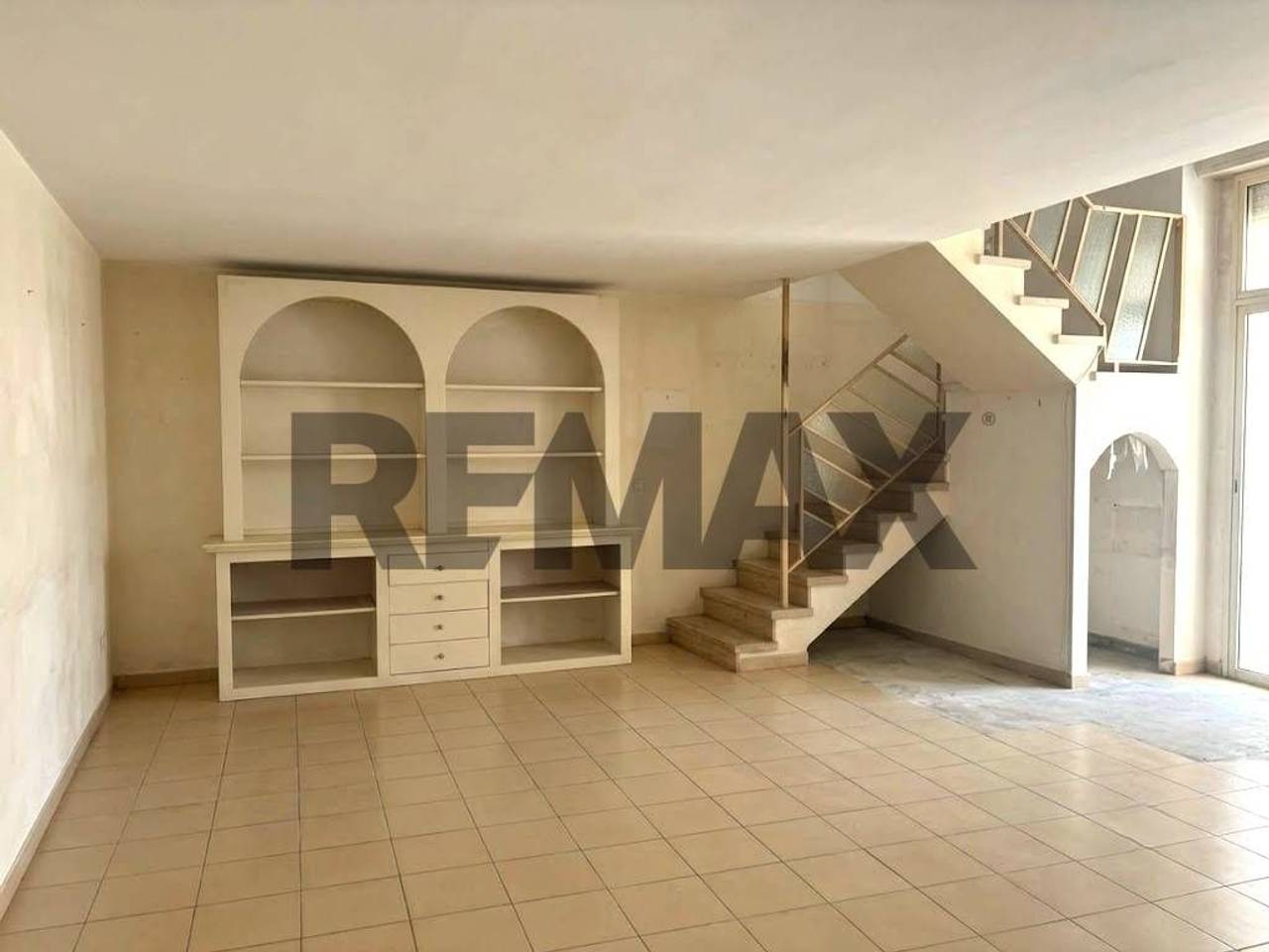 appartamento in vendita a Trani in zona Borgo Ottocentesco