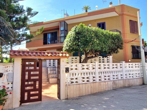 appartamento in vendita a Trani in zona Borgo Ottocentesco