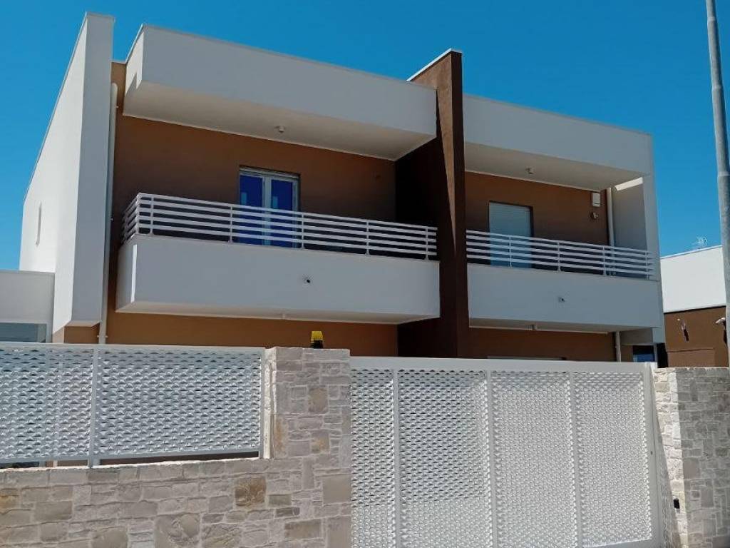 casa indipendente in vendita a Trani in zona Villa Dragonetti