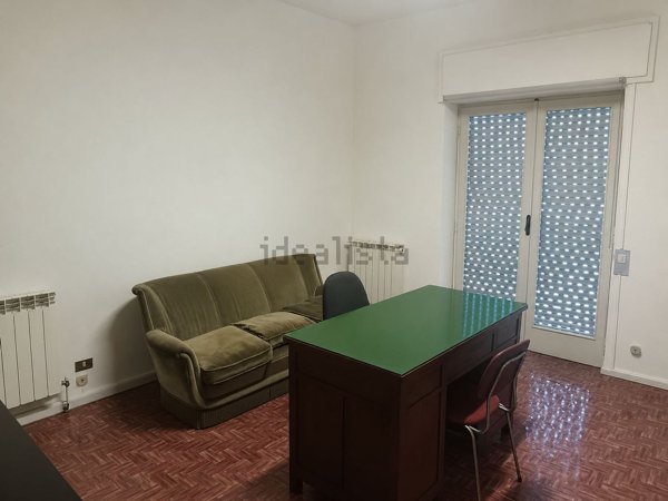 appartamento in vendita a Trani in zona Borgo Ottocentesco