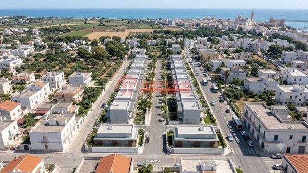 casa indipendente in vendita a Trani