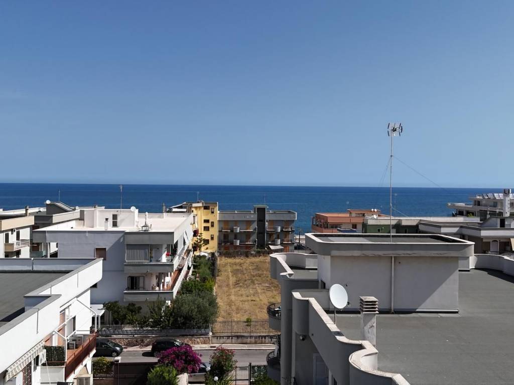appartamento in vendita a Trani in zona Borgo Ottocentesco