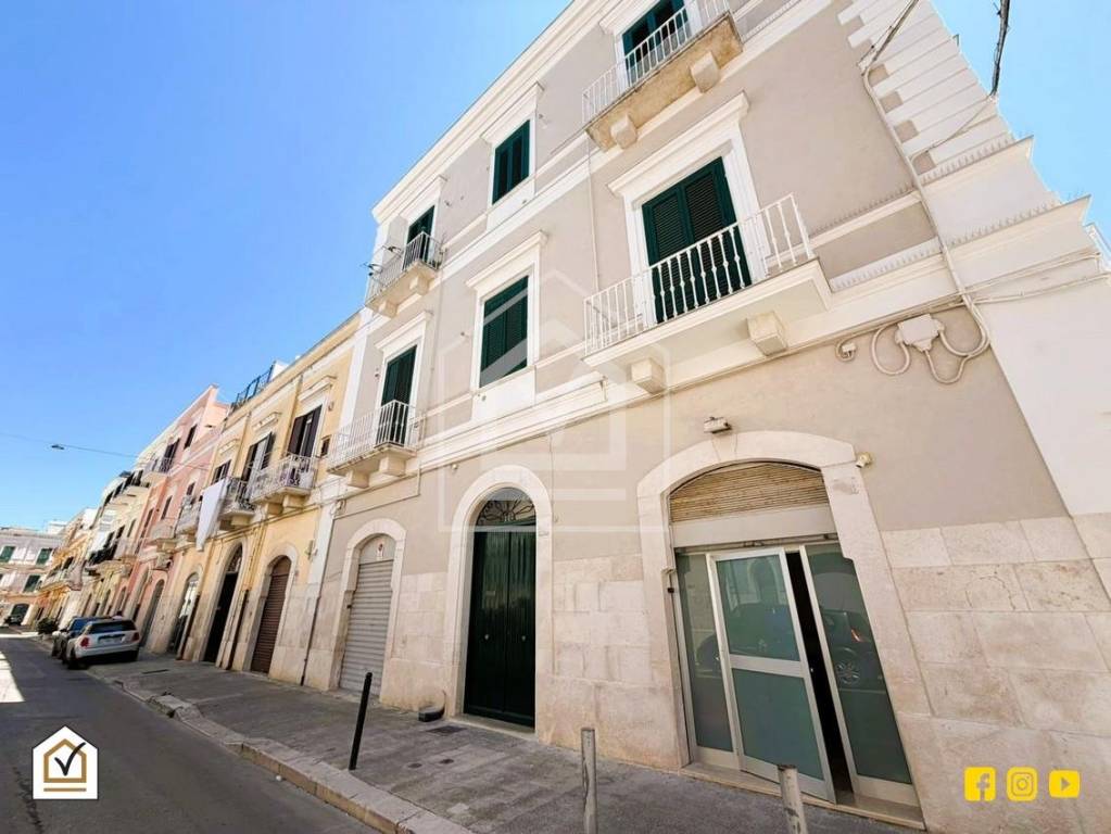 appartamento in vendita a Trani in zona Borgo Medievale
