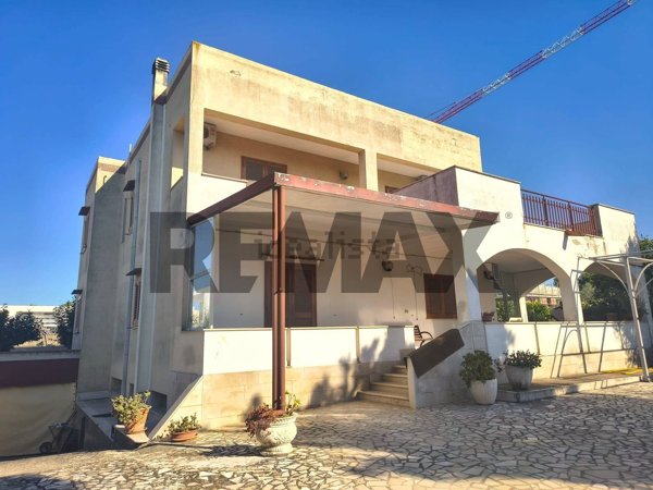 casa indipendente in vendita a Trani in zona Borgo Medievale