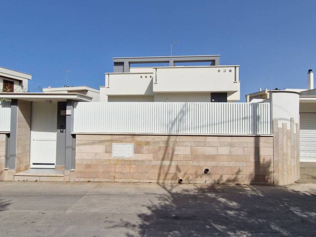 casa indipendente in vendita a Trani