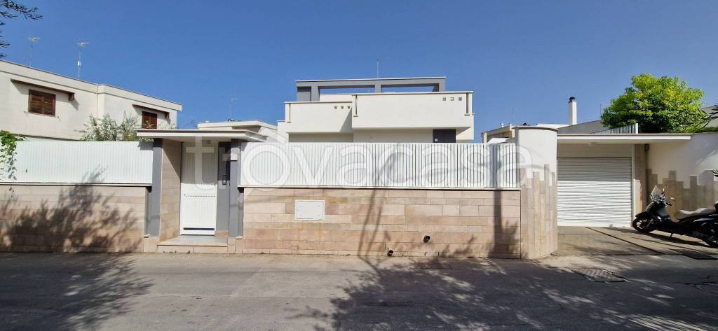 casa indipendente in vendita a Trani