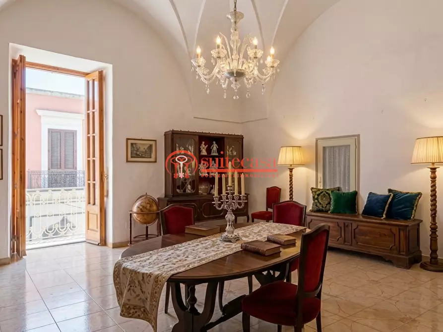 appartamento in vendita a Trani in zona Borgo Ottocentesco