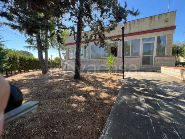 casa indipendente in vendita a Trani in zona Villa Dragonetti