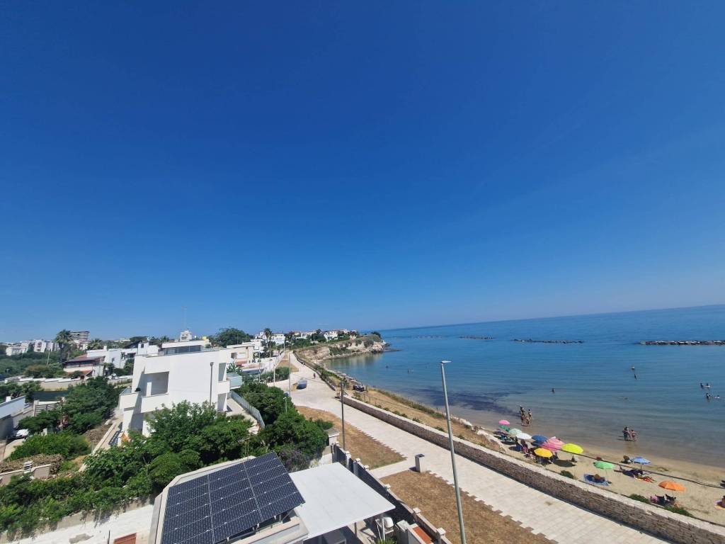 casa indipendente in vendita a Trani