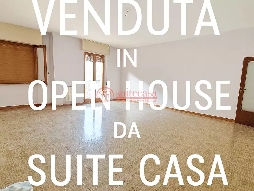 appartamento in vendita a Trani in zona Borgo Ottocentesco