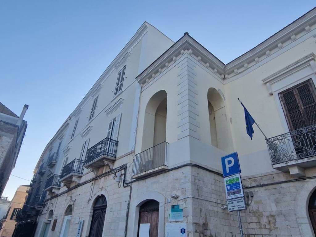appartamento in vendita a Trani in zona Borgo Medievale