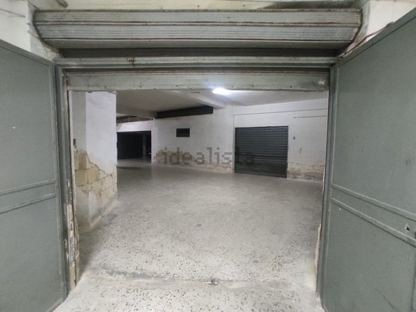 box auto in vendita a Trani