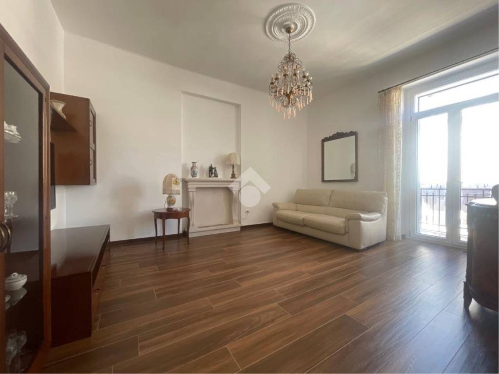 appartamento in vendita a Trani in zona Borgo Ottocentesco