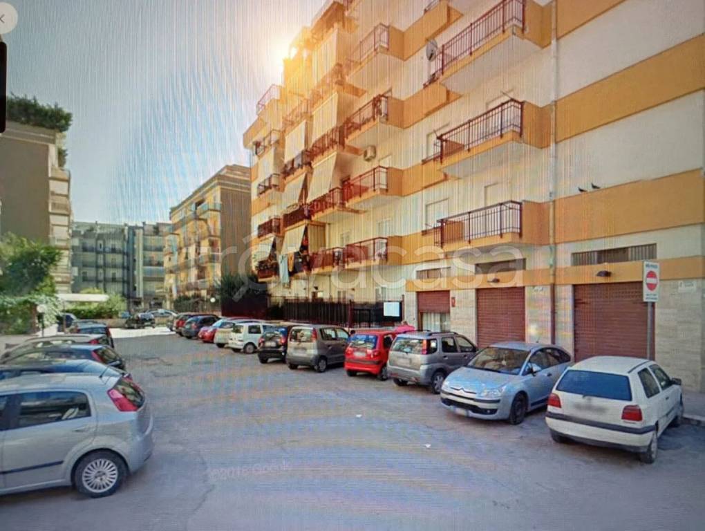 box auto in vendita a Trani