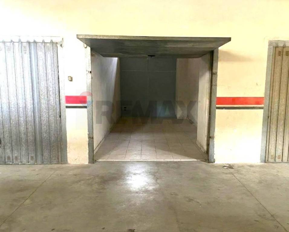 box auto in vendita a Trani