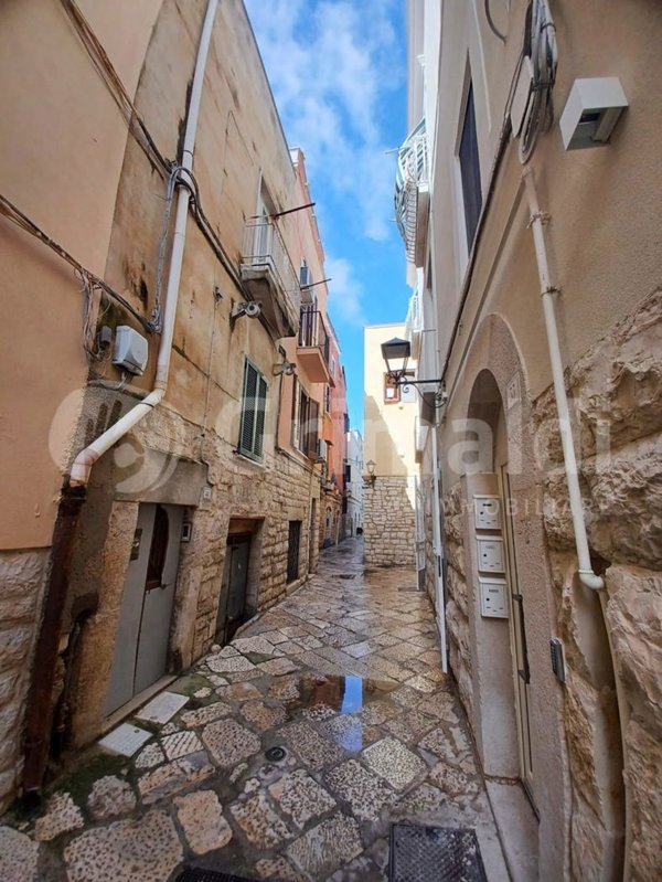 casa indipendente in vendita a Trani in zona Borgo Medievale