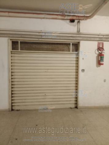 box auto in vendita a Trani