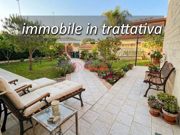 appartamento in vendita a Trani in zona Villa Dragonetti