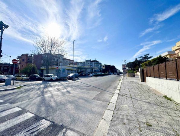 appartamento in vendita a Trani in zona Borgo Ottocentesco